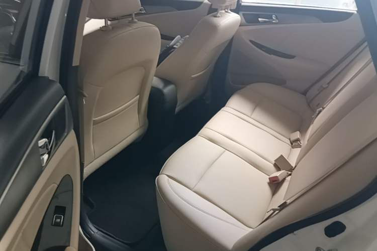 Used CHANGAN Eado 2016 1.6L Manual Fashion Edition Left Rear Seat