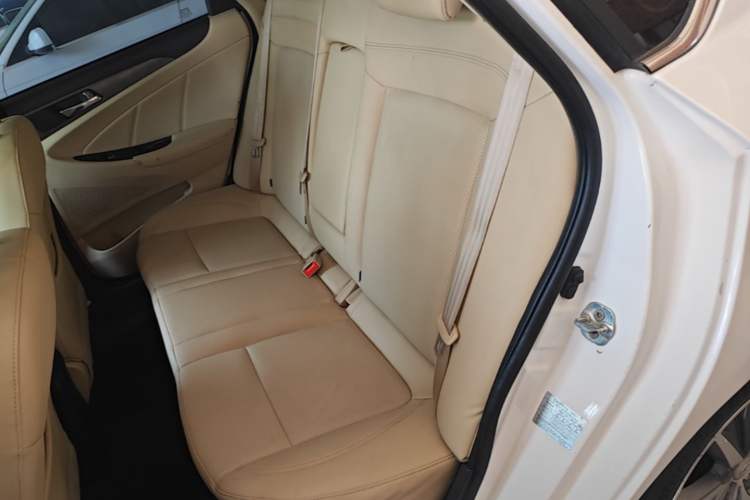 Used CHANGAN Eado 2016 1.6L Manual Fashion Edition Left Rear Seat