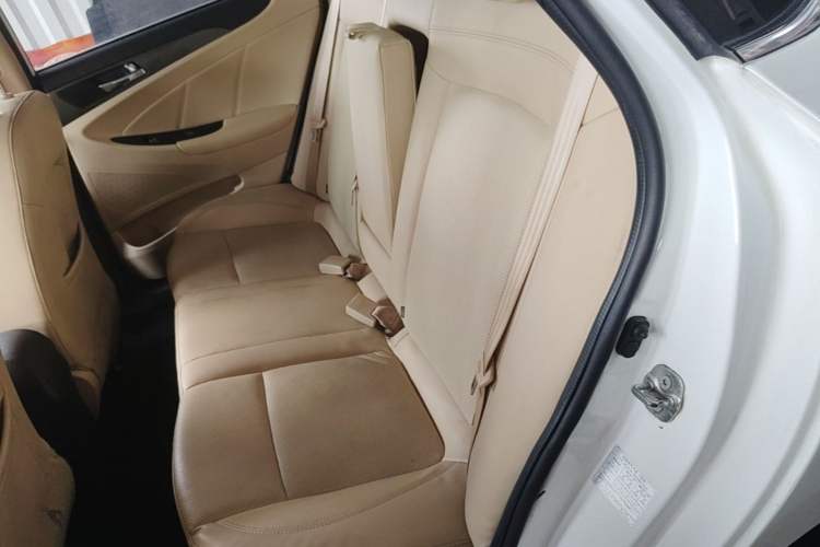 Used CHANGAN Eado 2016 1.6L Automatic Trend Model Left Rear Seat