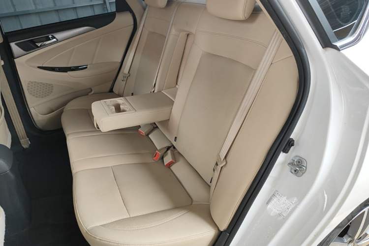 Used CHANGAN Eado 2016 1.6L Manual Fashion Edition Left Rear Seat