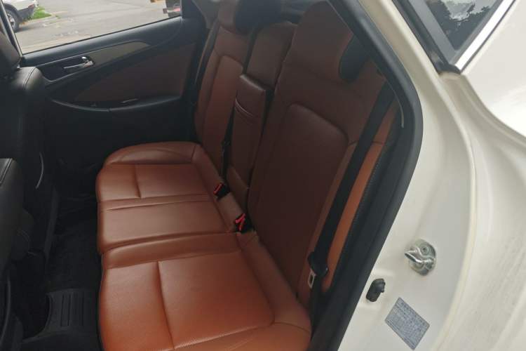 Used CHANGAN Eado 2016 1.6L GDI Manual Cool Edition Left Rear Seat