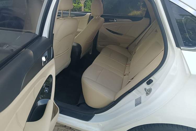 Used CHANGAN Eado 2016 1.6L Automatic Trend Model Left Rear Seat