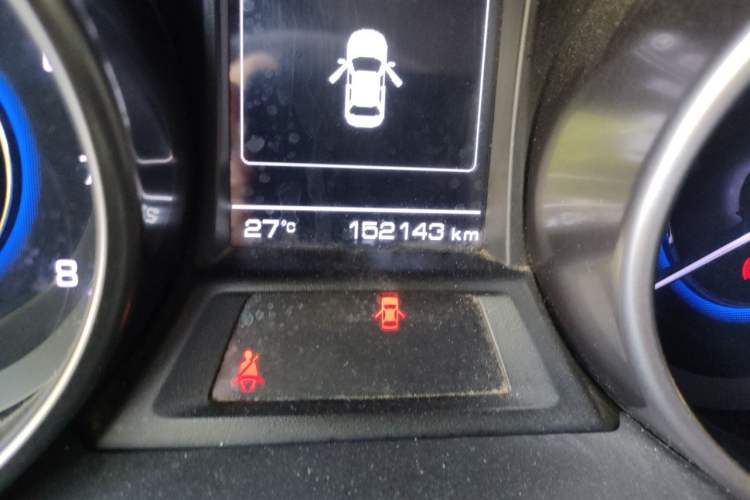 Used CHANGAN Eado 2016 1.6L Manual Fashion Edition Odometer Close Up