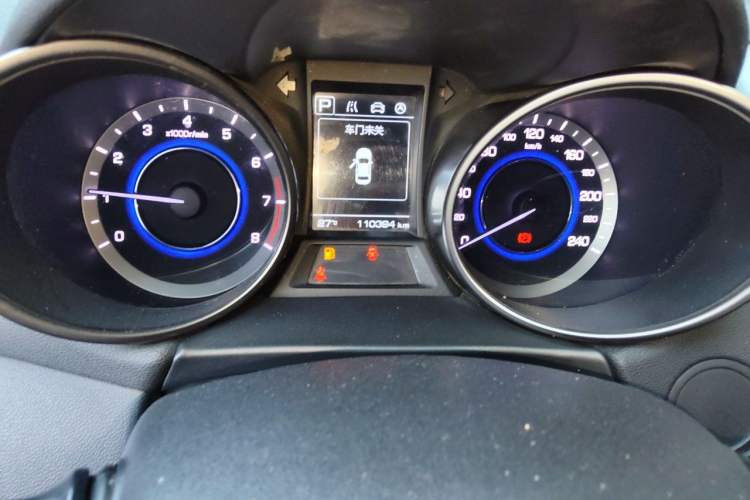 Used CHANGAN Eado 2016 1.6L Automatic Trend Model Odometer Close Up