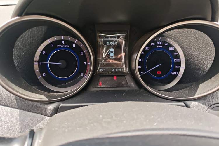 Used CHANGAN Eado 2016 1.6L GDI Manual Cool Edition Odometer Close Up
