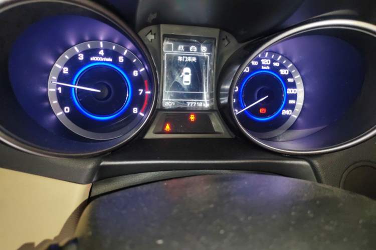 Used CHANGAN Eado 2016 1.6L Manual Fashion Edition Odometer Close Up