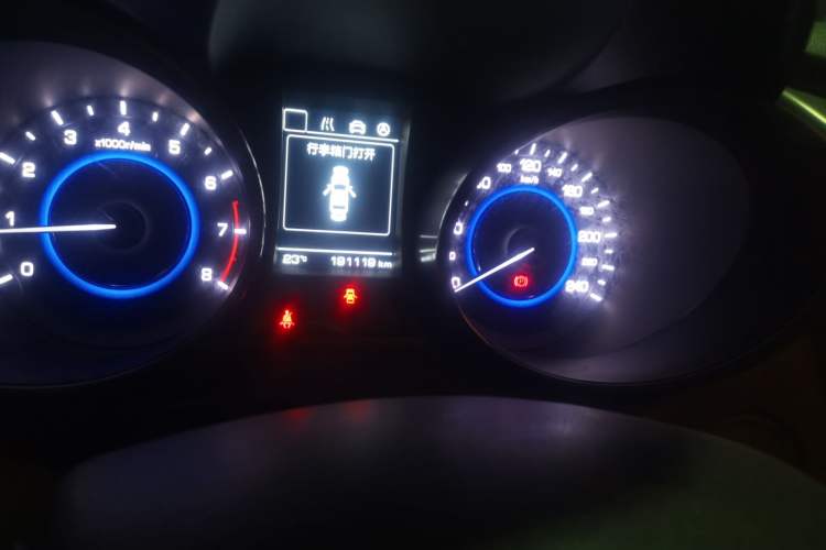 Used CHANGAN Eado 2016 1.6L Manual Fashion Edition Odometer Close Up