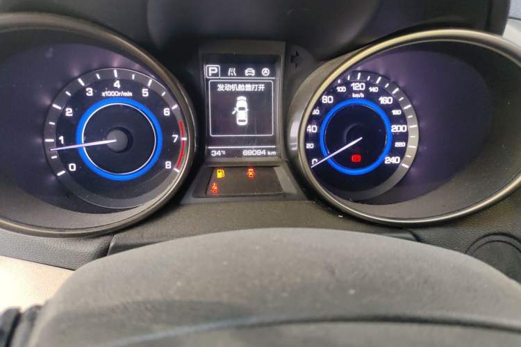 Used CHANGAN Eado 2016 1.6L Automatic Trend Model Odometer Close Up