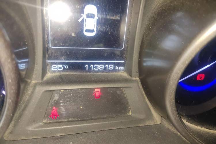 Used CHANGAN Eado 2016 1.6L Manual Fashion Edition Odometer Close Up