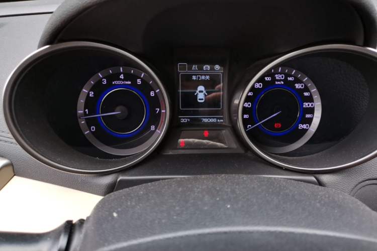 Used CHANGAN Eado 2016 1.6L Manual Fashion Edition Odometer Close Up
