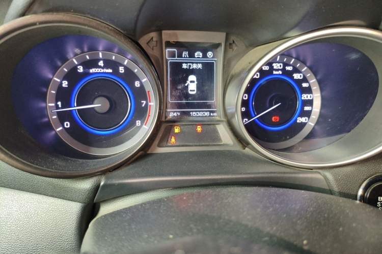 Used CHANGAN Eado 2016 1.6L Manual Fashion Edition Odometer Close Up