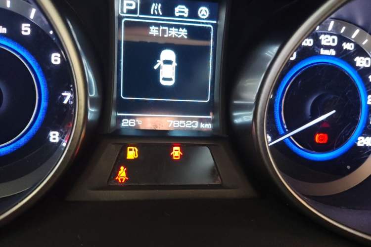 Used CHANGAN Eado 2016 1.6L Automatic Trend Model Odometer Close Up