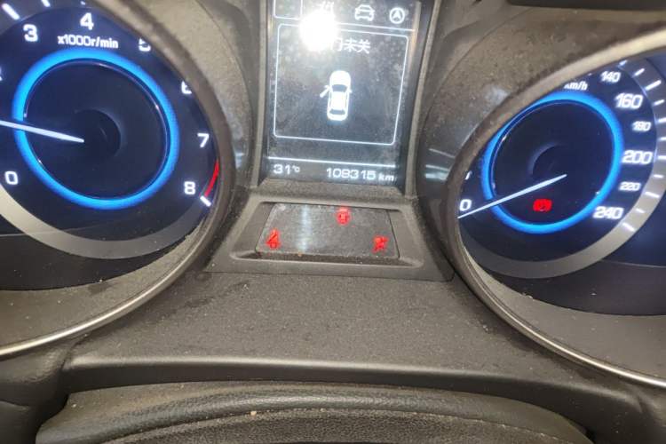 Used CHANGAN Eado 2016 1.6L Manual Junku Model Odometer Close Up