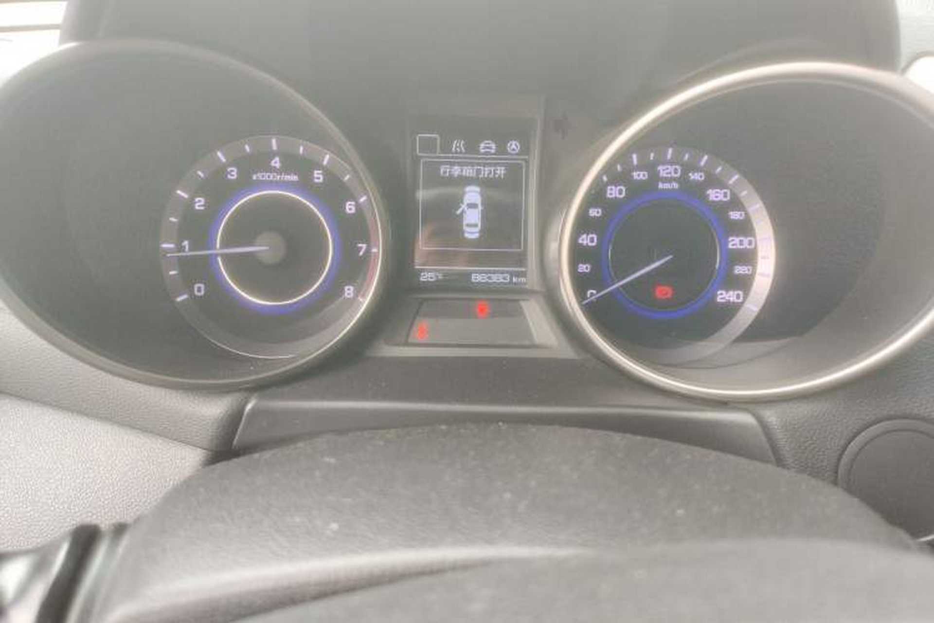 Used CHANGAN Eado 2016 1.6L Manual Junku Model Odometer Close Up