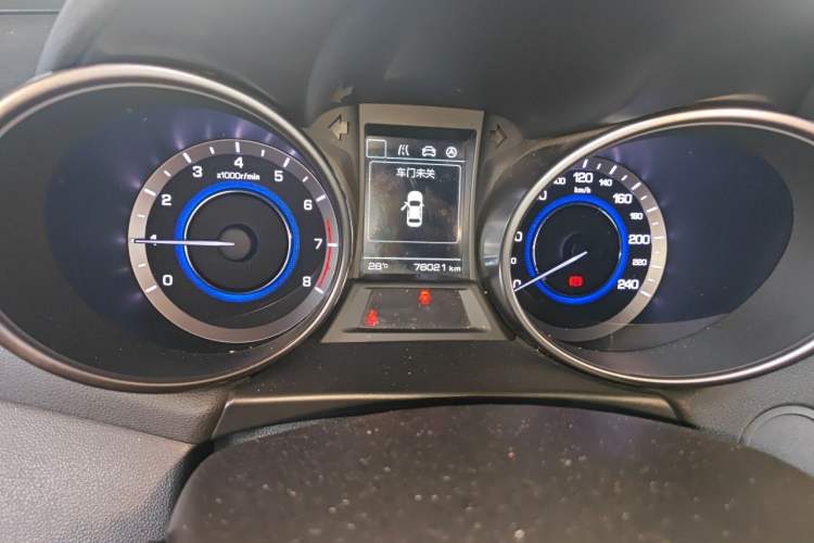 Used CHANGAN Eado 2016 1.6L Manual Fashion Edition Odometer Close Up