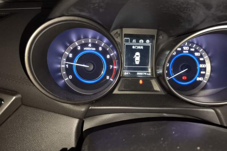 Used CHANGAN Eado 2016 1.6L GDI Manual JingShang Model Odometer Close Up