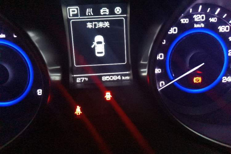 Used CHANGAN Eado 2016 1.6L Automatic Trend Model Odometer Close Up