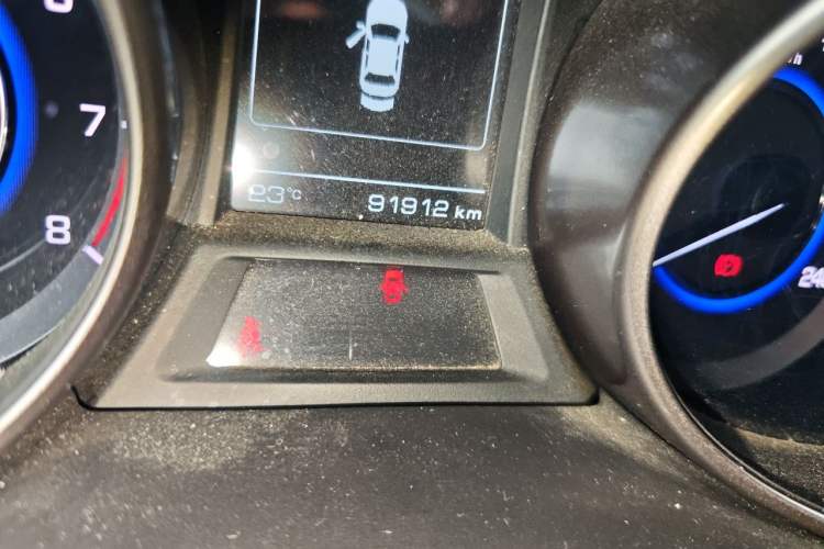 Used CHANGAN Eado 2016 1.6L Manual Fashion Edition Odometer Close Up