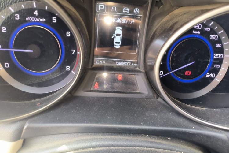 Used CHANGAN Eado 2016 1.6L Automatic Trend Model Odometer Close Up