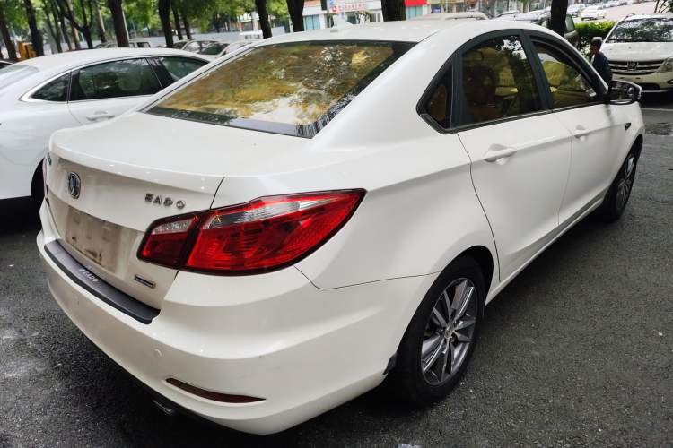 Used CHANGAN Eado 2016 1.6L Manual Fashion Edition Rear Right 45 Deg