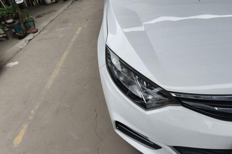 Used CHANGAN Eado 2016 1.6L Automatic Junku Model Right Front Headlight