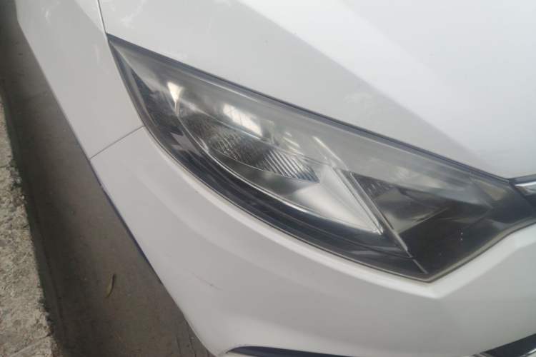 Used CHANGAN Eado 2016 1.6L Automatic Junku Model Right Front Headlight