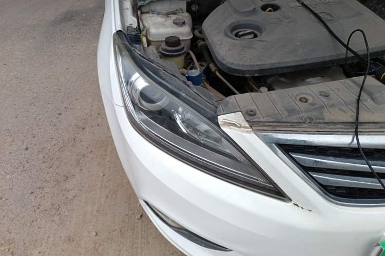 Used CHANGAN Eado 2016 1.6L Manual Fashion Edition Right Front Headlight