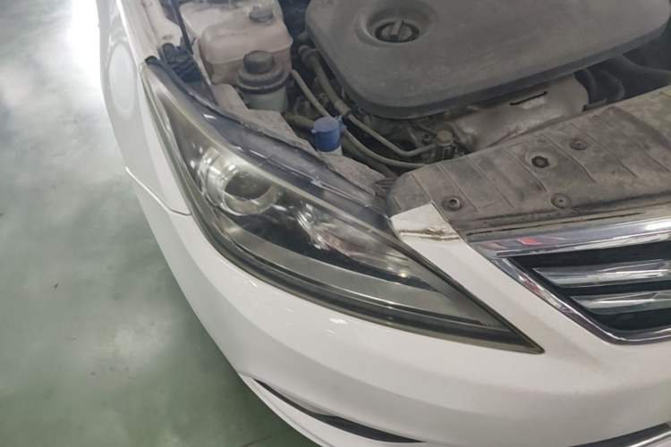 Used CHANGAN Eado 2016 1.6L Manual Fashion Edition Right Front Headlight