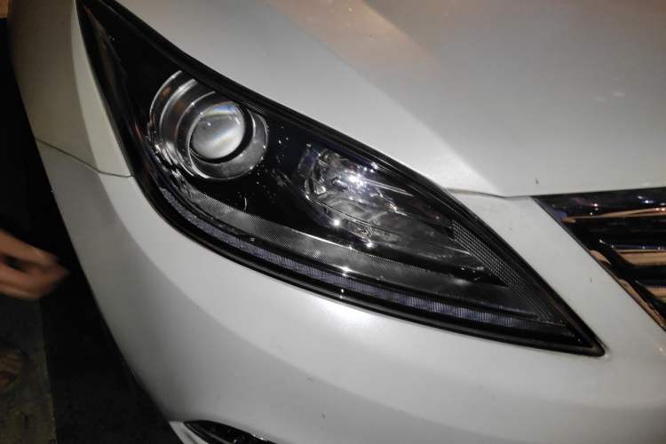Used CHANGAN Eado 2016 1.6L Automatic Trend Model Right Front Headlight