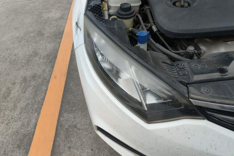 Used CHANGAN Eado 2016 1.6L Automatic Junku Model Right Front Headlight