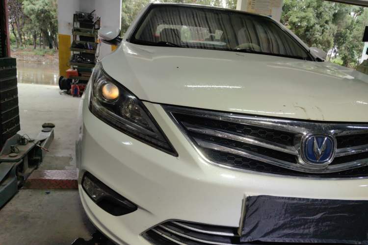 Used CHANGAN Eado 2016 1.6L Manual Fashion Edition Right Front Headlight