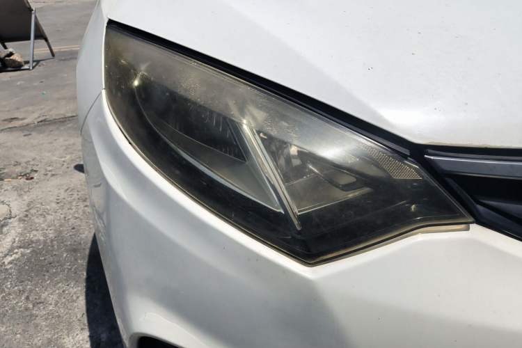Used CHANGAN Eado 2016 1.6L Manual Junku Model Right Front Headlight