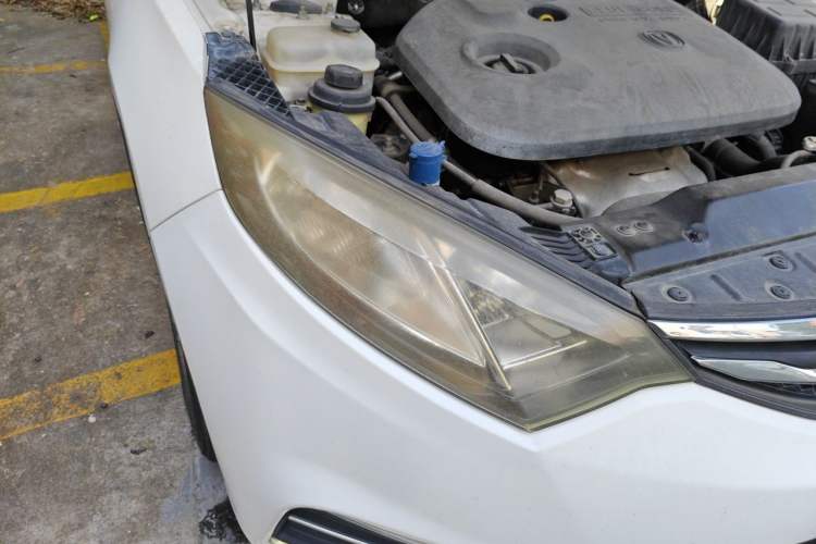 Used CHANGAN Eado 2016 1.6L Manual Junku Model Right Front Headlight