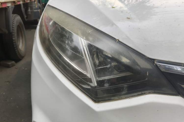 Used CHANGAN Eado 2016 1.6L Manual Junku Model Right Front Headlight