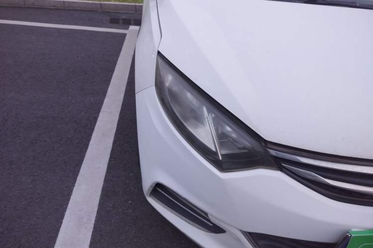 Used CHANGAN Eado 2016 1.6L Automatic Junku Model Right Front Headlight