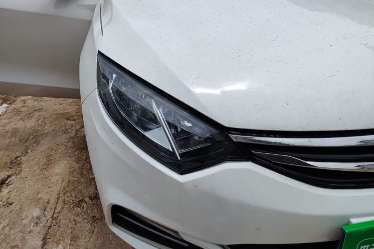 Used CHANGAN Eado  Right Front Headlight