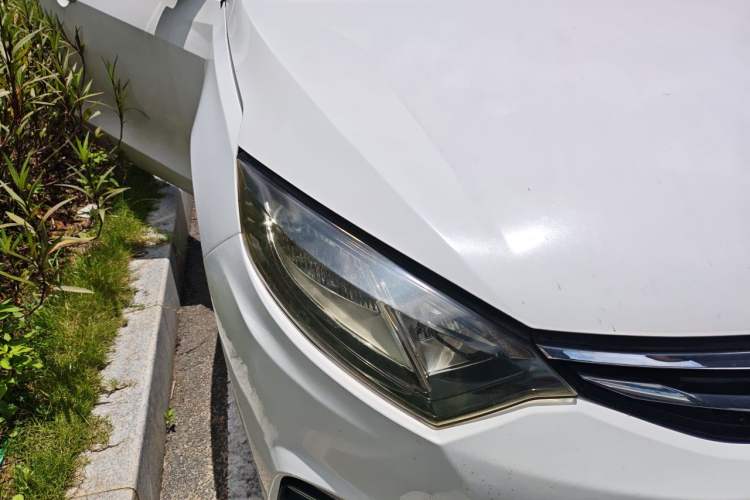 Used CHANGAN Eado 2016 1.6L Automatic Junku Model Right Front Headlight