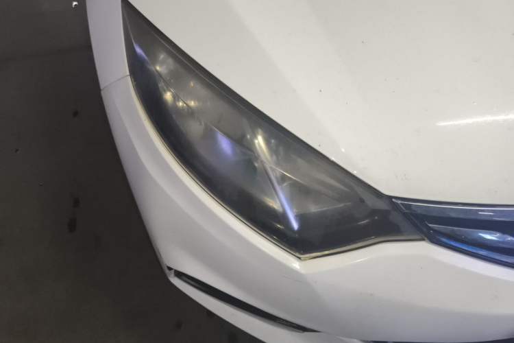 Used CHANGAN Eado 2016 1.6L Manual Junku Model Right Front Headlight