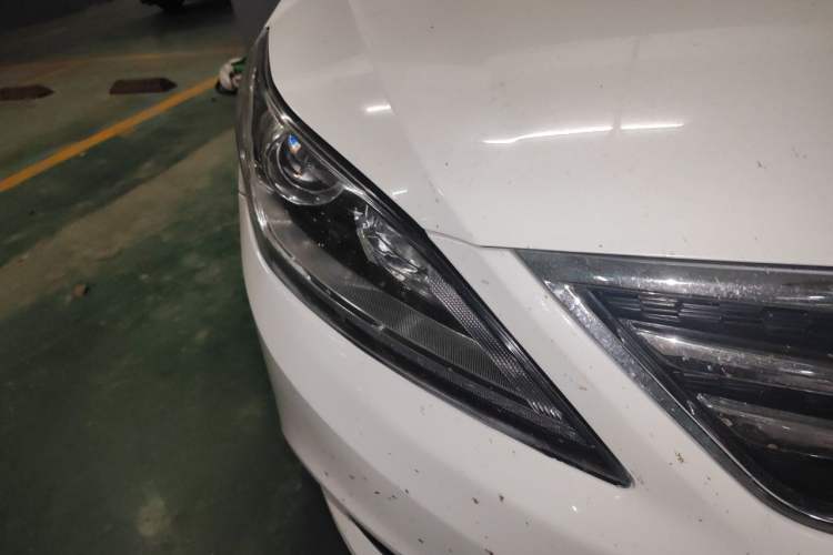 Used CHANGAN Eado 2016 1.6L Manual Fashion Edition Right Front Headlight