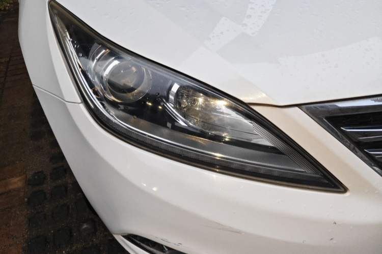 Used CHANGAN Eado 2016 1.6L GDI Automatic JingShang Model Right Front Headlight