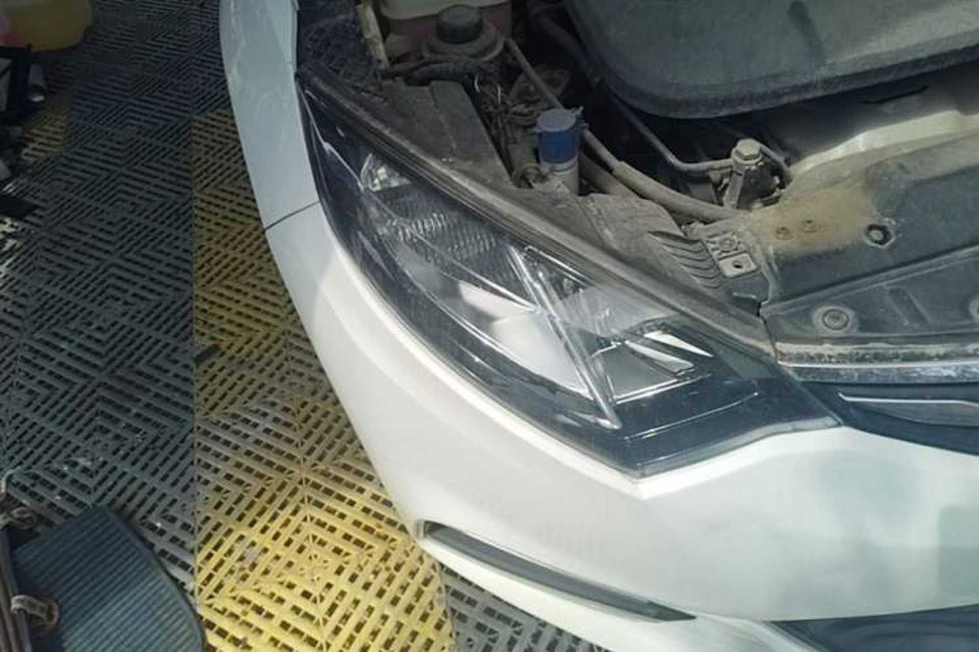 Used CHANGAN Eado 2016 1.6L Manual Junku Model Right Front Headlight