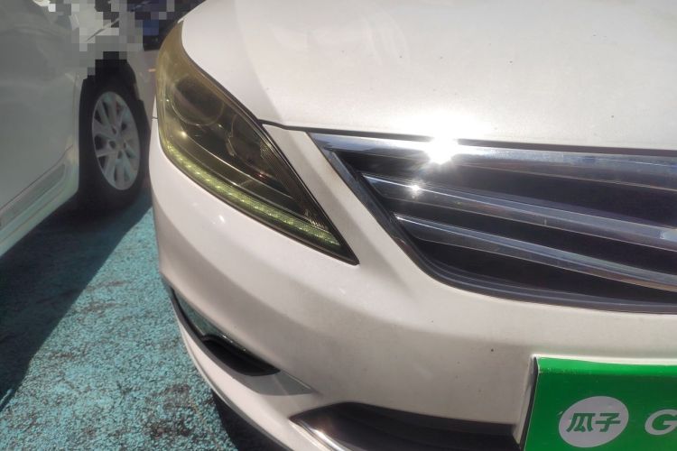 Used CHANGAN Eado 2016 1.6L Manual Fashion Edition Right Front Headlight