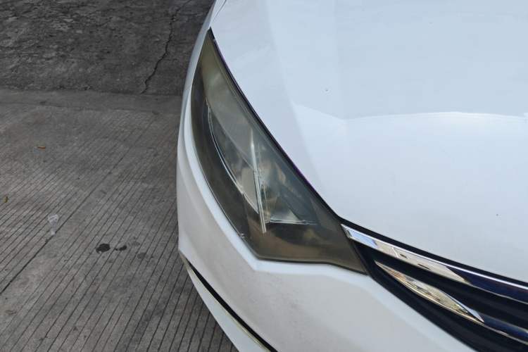 Used CHANGAN Eado 2016 1.6L Manual Junku Model Right Front Headlight