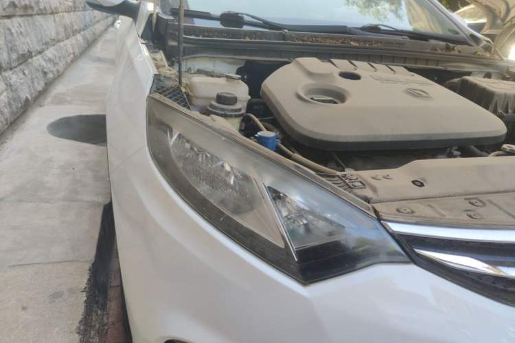 Used CHANGAN Eado 2016 1.6L Automatic Junku Model Right Front Headlight
