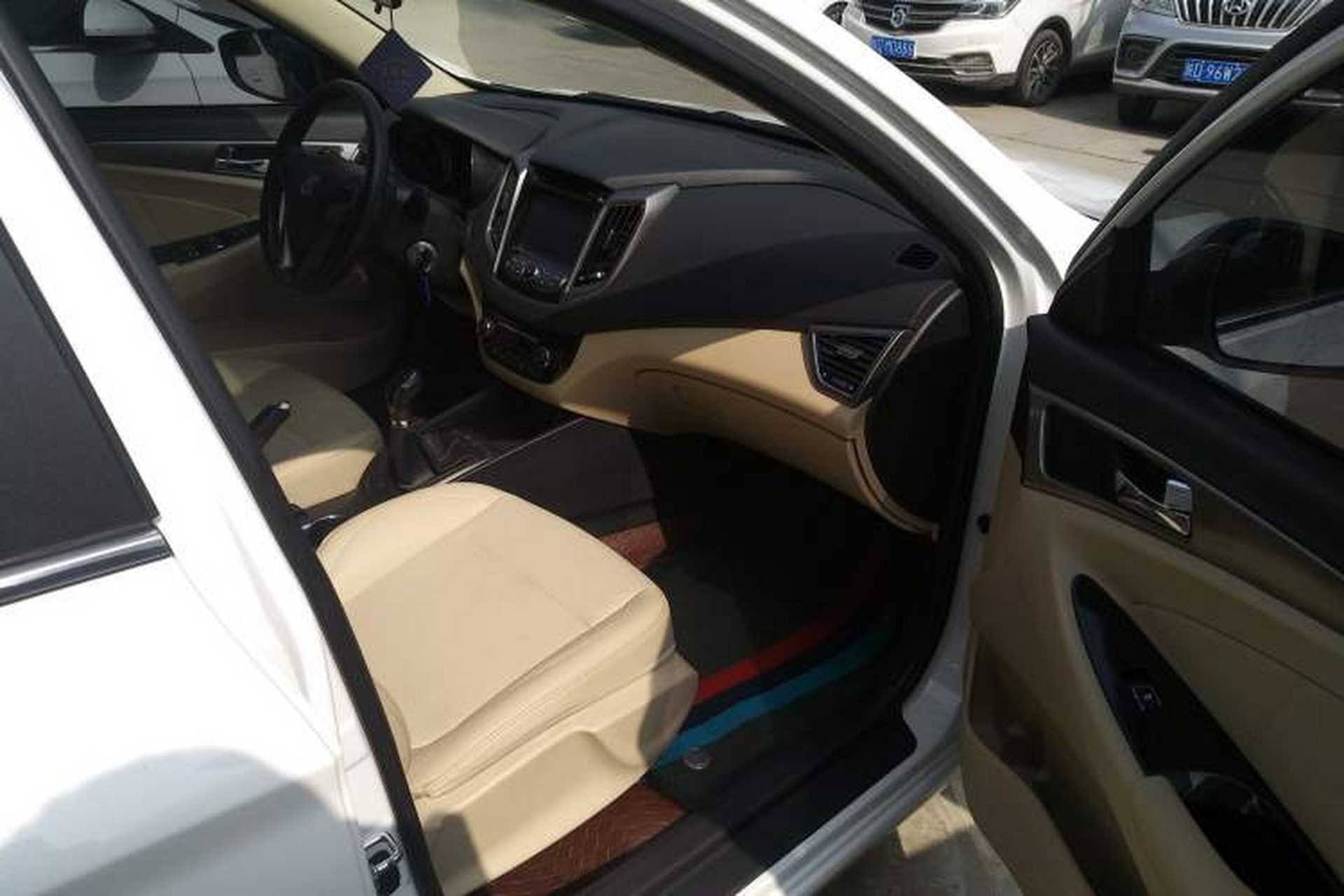 Used CHANGAN Eado 2016 1.6L Manual Fashion Edition Right Front Seat