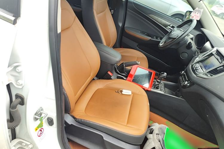 Used CHANGAN Eado 2016 1.6L GDI Automatic Jingling Model Right Front Seat