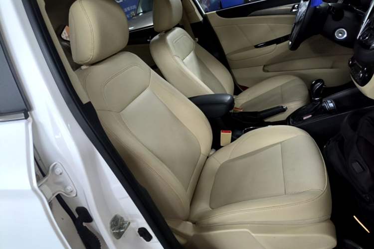 Used CHANGAN Eado 2016 1.6L Automatic Trend Model Right Front Seat