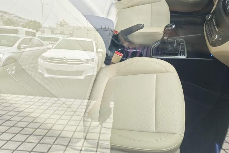 Used CHANGAN Eado 2016 1.6L Manual Fashion Edition Right Front Seat