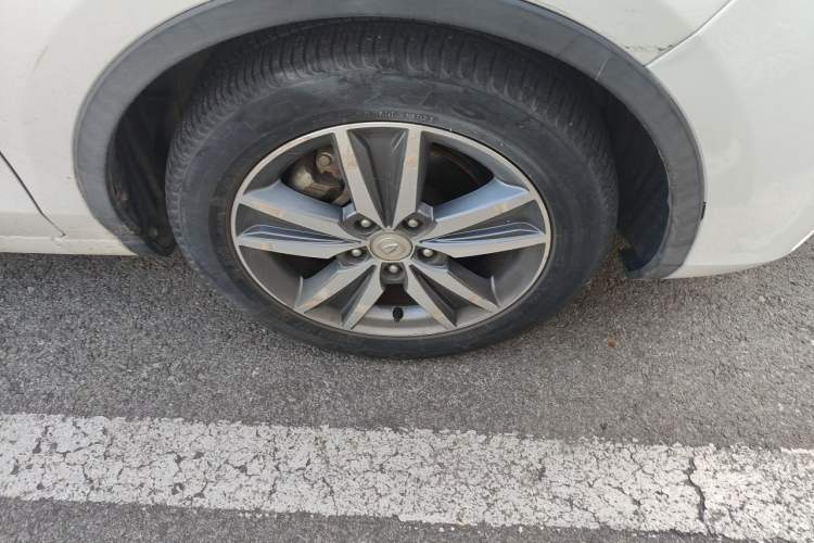 Used CHANGAN Eado 2016 1.6L Automatic Junku Model Right Front Wheel Hub