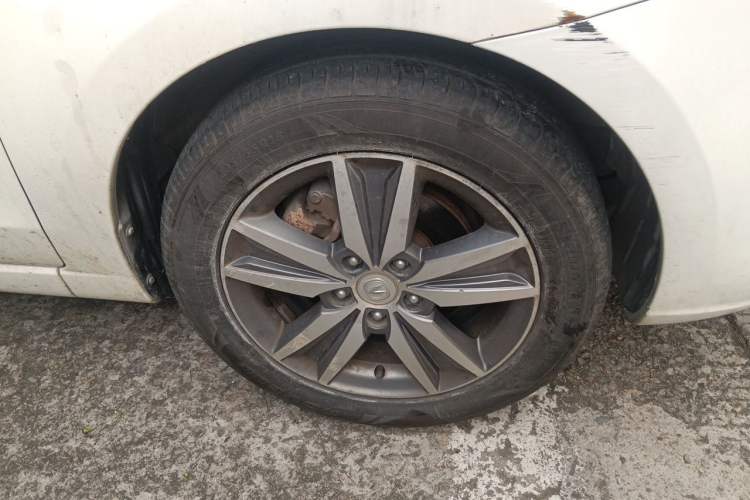 Used CHANGAN Eado 2016 1.6L Automatic Trend Model Right Front Wheel Hub